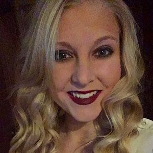 Meet your Posher, Cindy